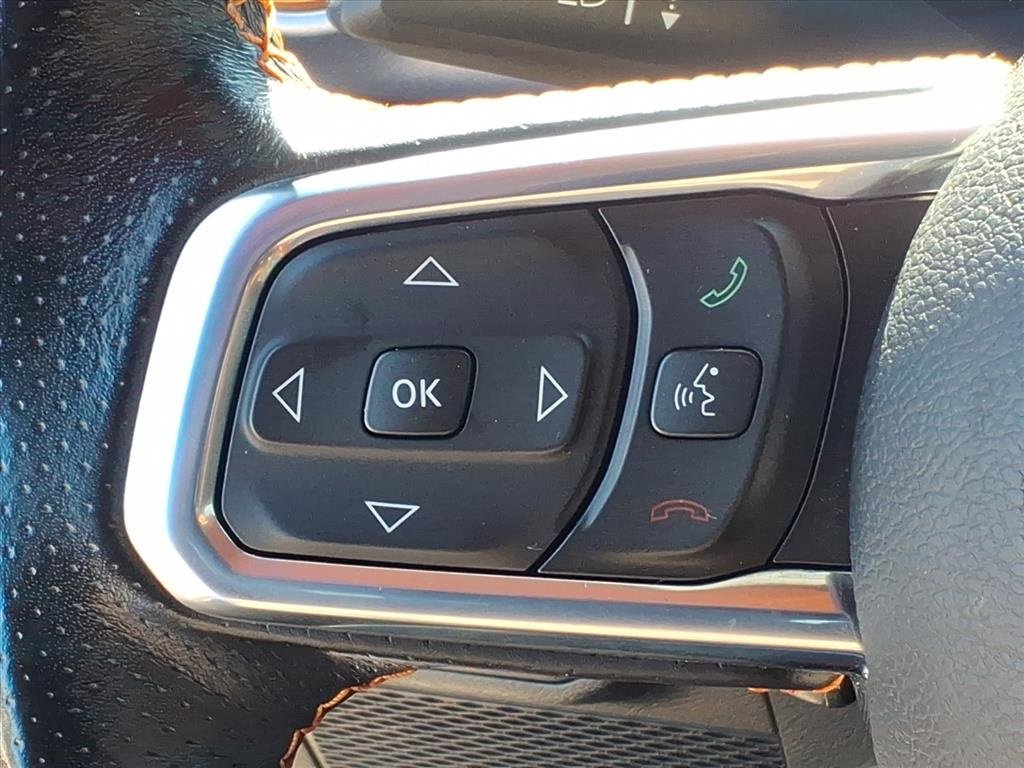 Used 2020 Jeep Gladiator Mojave w/ Dual Top Group image 12