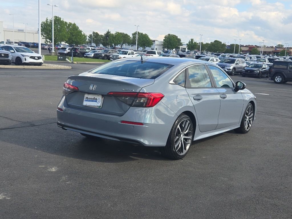 Used 2024 Honda Civic Touring image 7