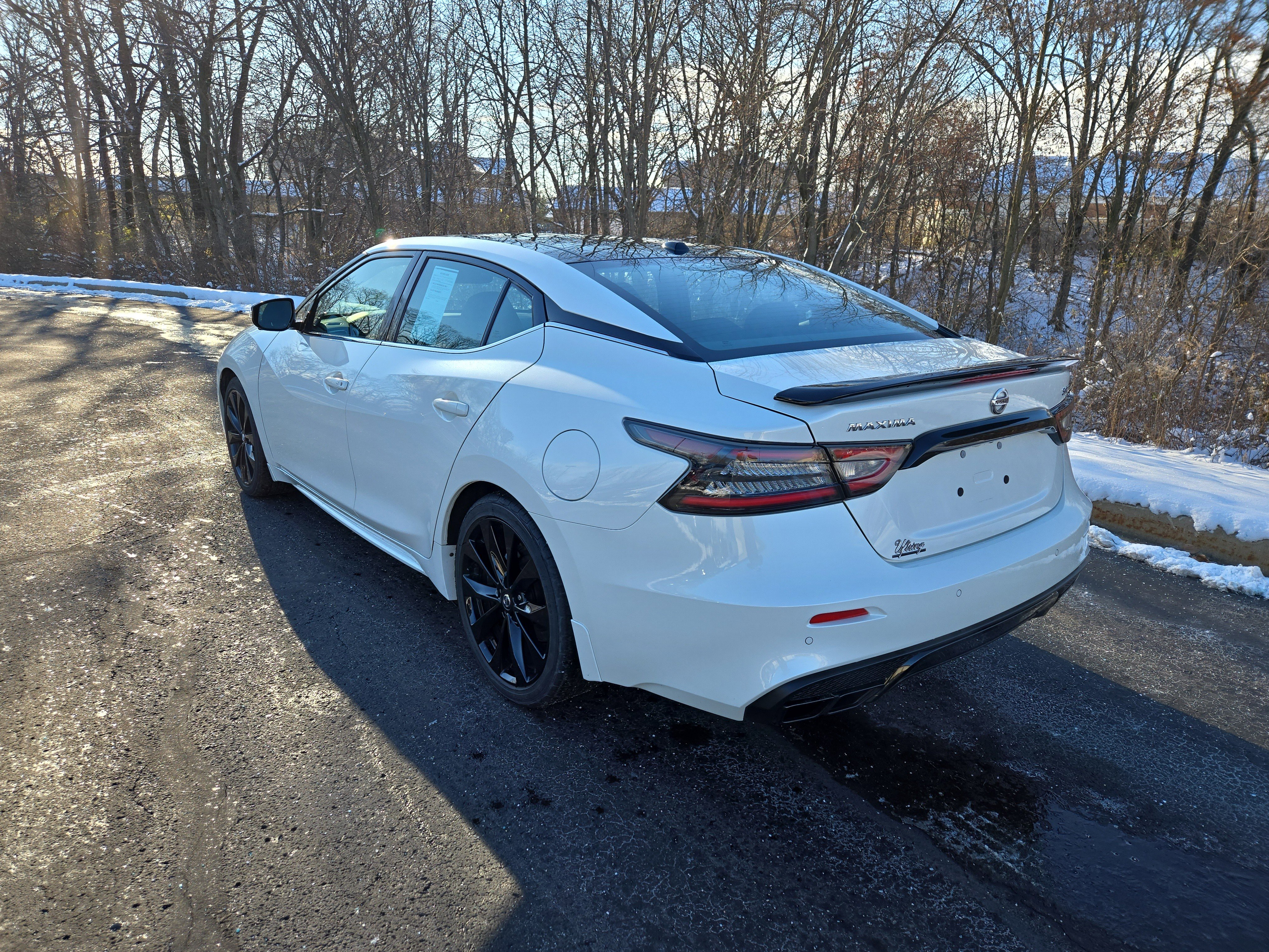 Used 2021 Nissan Maxima SR w/ Sport Mat Group image 6