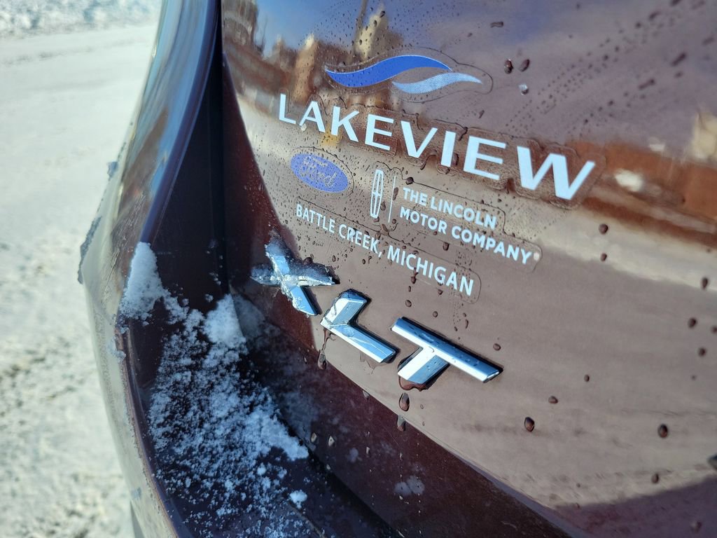 Used 2020 Ford Explorer XLT w/ Equipment Group 202A image 26