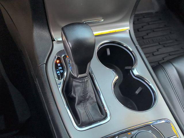 Certified 2021 Jeep Grand Cherokee Limited AWD/4WD image 12