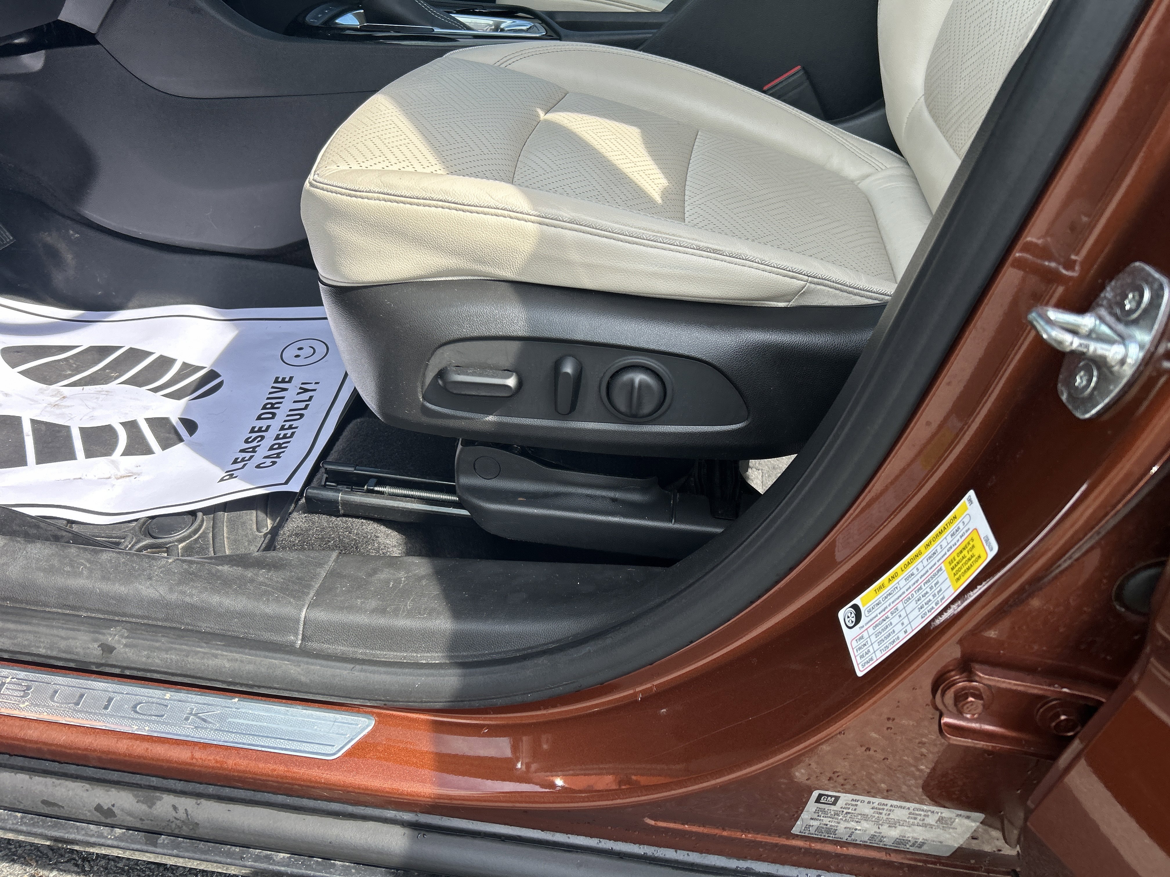 Used 2020 Buick Encore GX Essence w/ Advanced Technology Package image 18