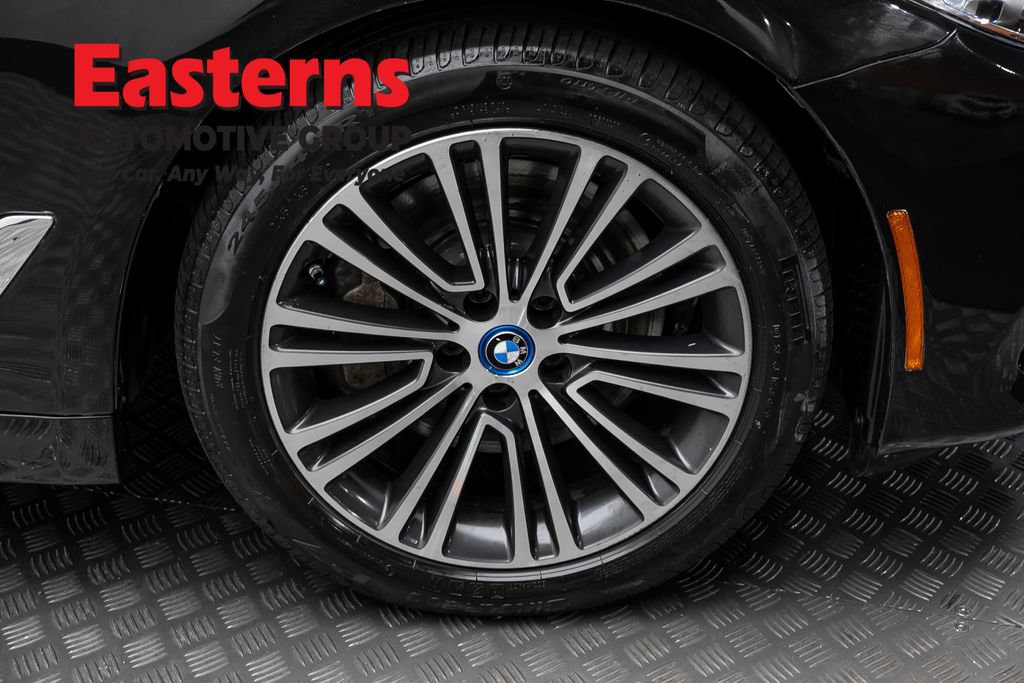 Used 2019 BMW 530i xDrive AWD/4WD image 32