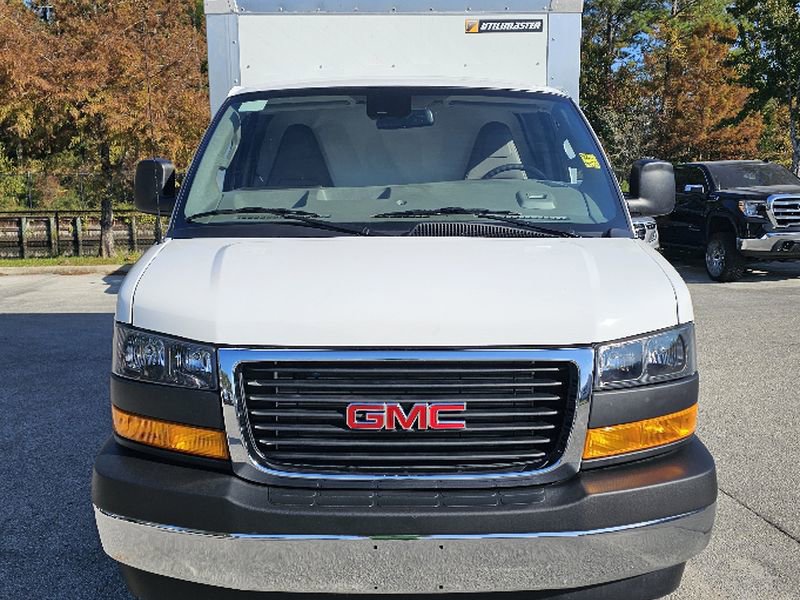 New 2025 GMC Savana 3500 w/ Power Convenience Package RWD image 8