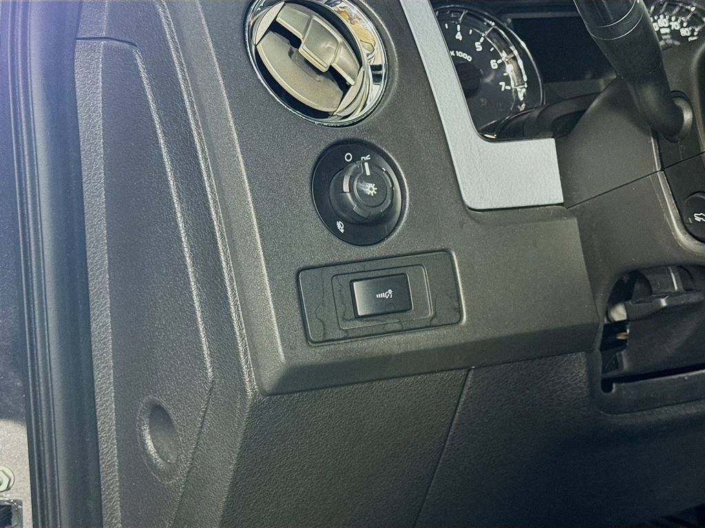 Used 2014 Ford F150 XLT w/ Equipment Group 302A Luxury image 10