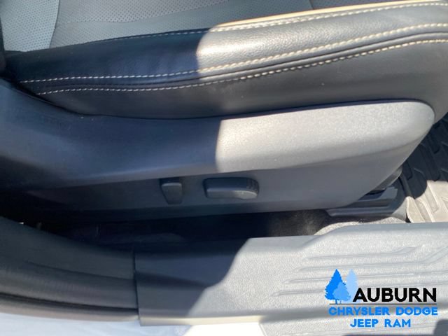 Used 2023 Subaru Outback Limited AWD/4WD image 17