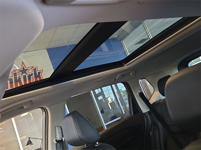 Used 2023 Nissan Rogue SL image 21