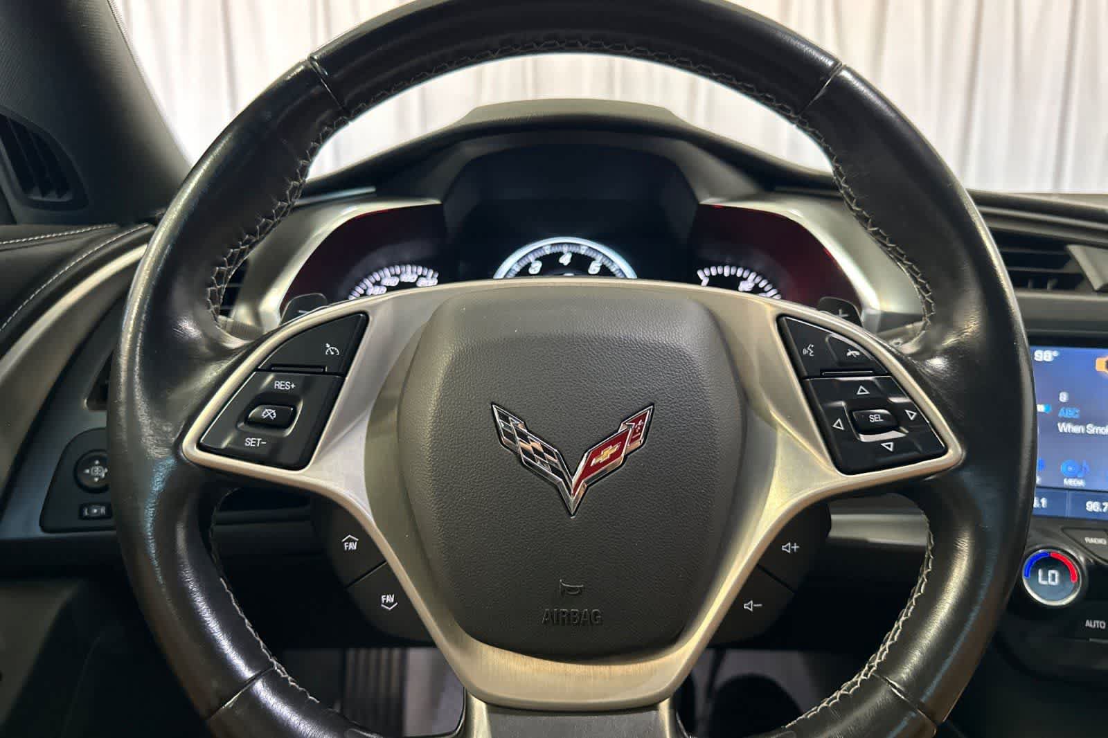 Used 2018 Chevrolet Corvette Stingray Coupe w/ 1LT RWD image 23