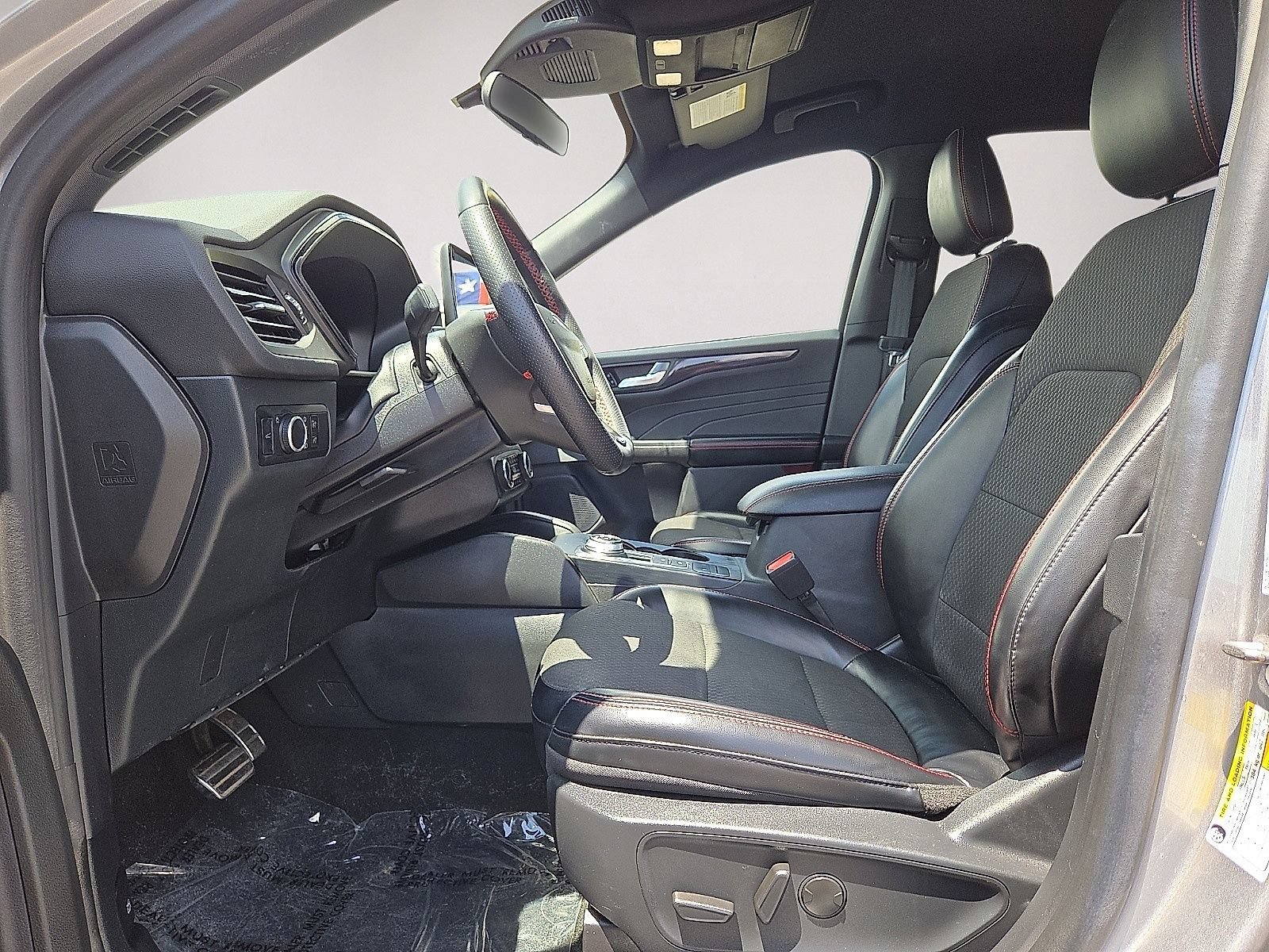 Used 2024 Ford Escape ST-Line AWD/4WD image 22
