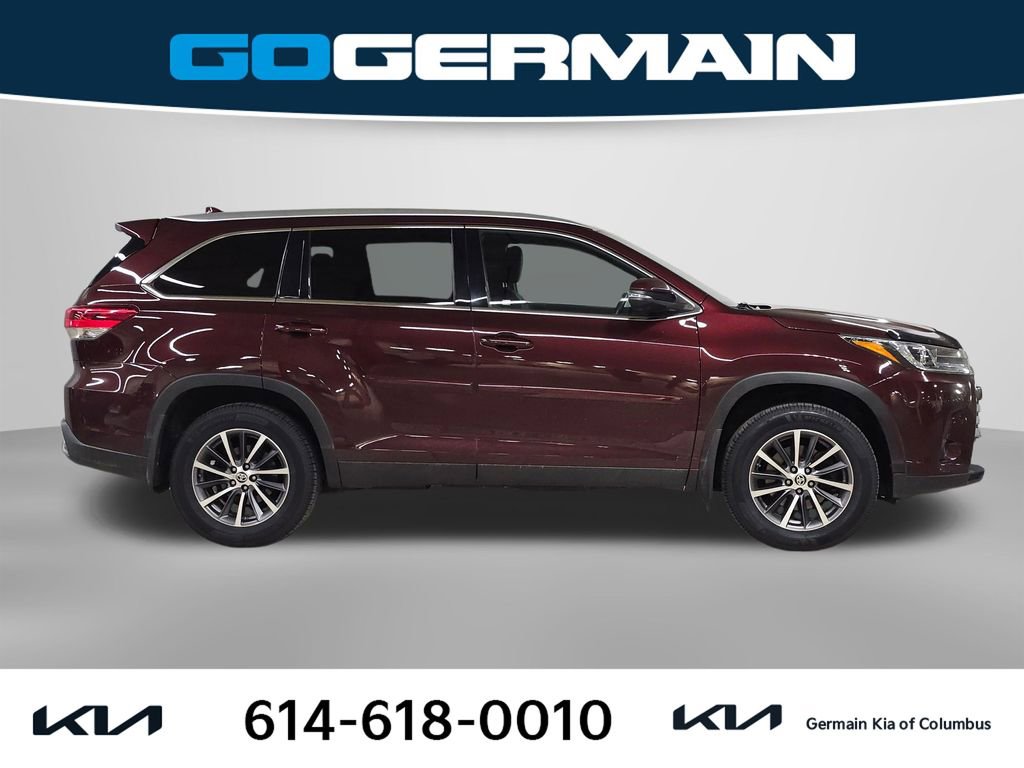 Used 2019 Toyota Highlander XLE image 7