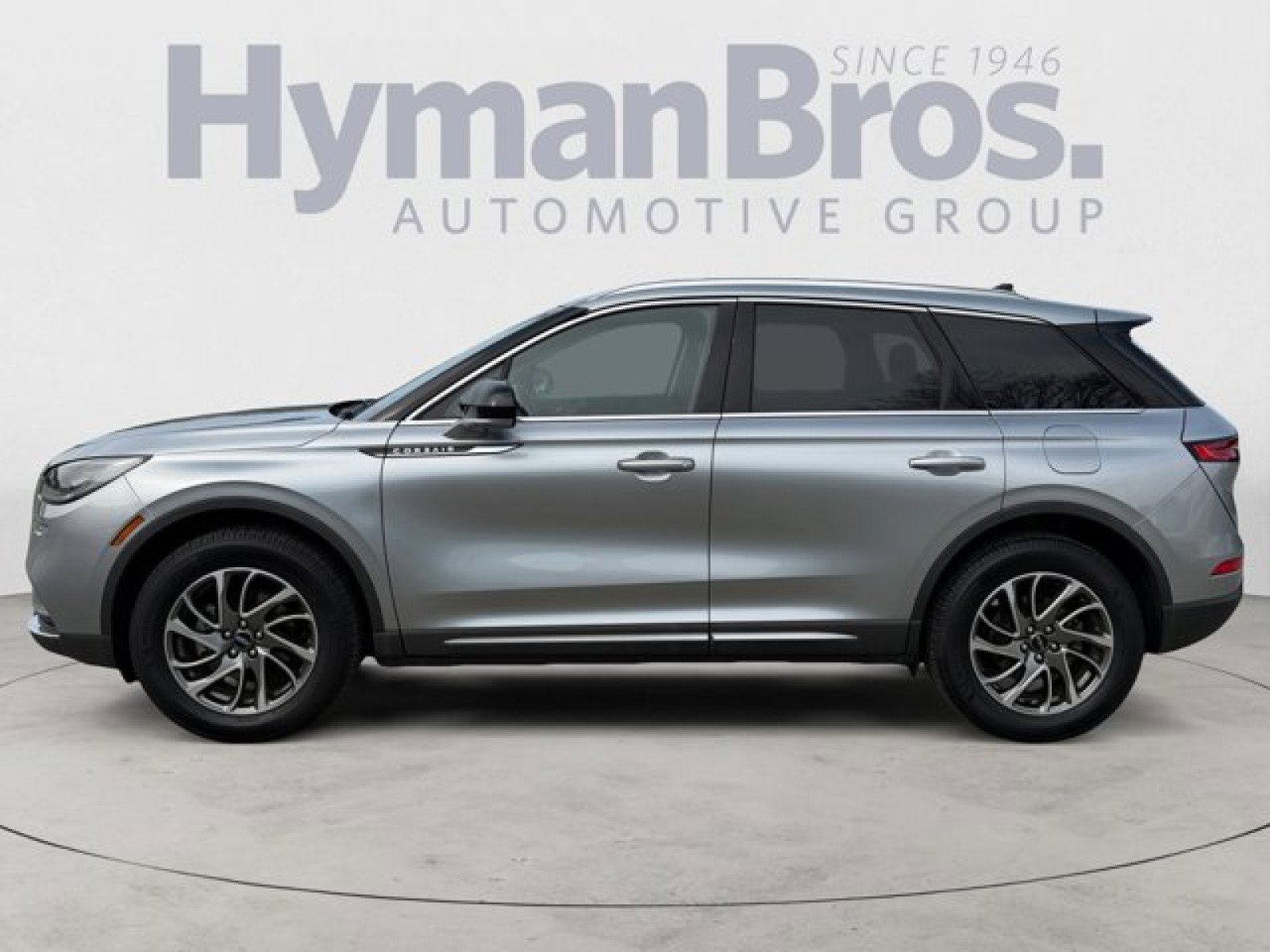 Used 2022 Lincoln Corsair AWD w/ Equipment Group 101A image 6