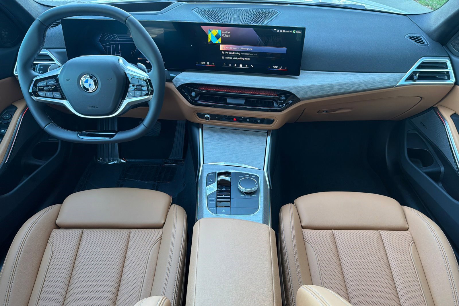 Used 2025 BMW 330i Sedan w/ Premium Package image 17