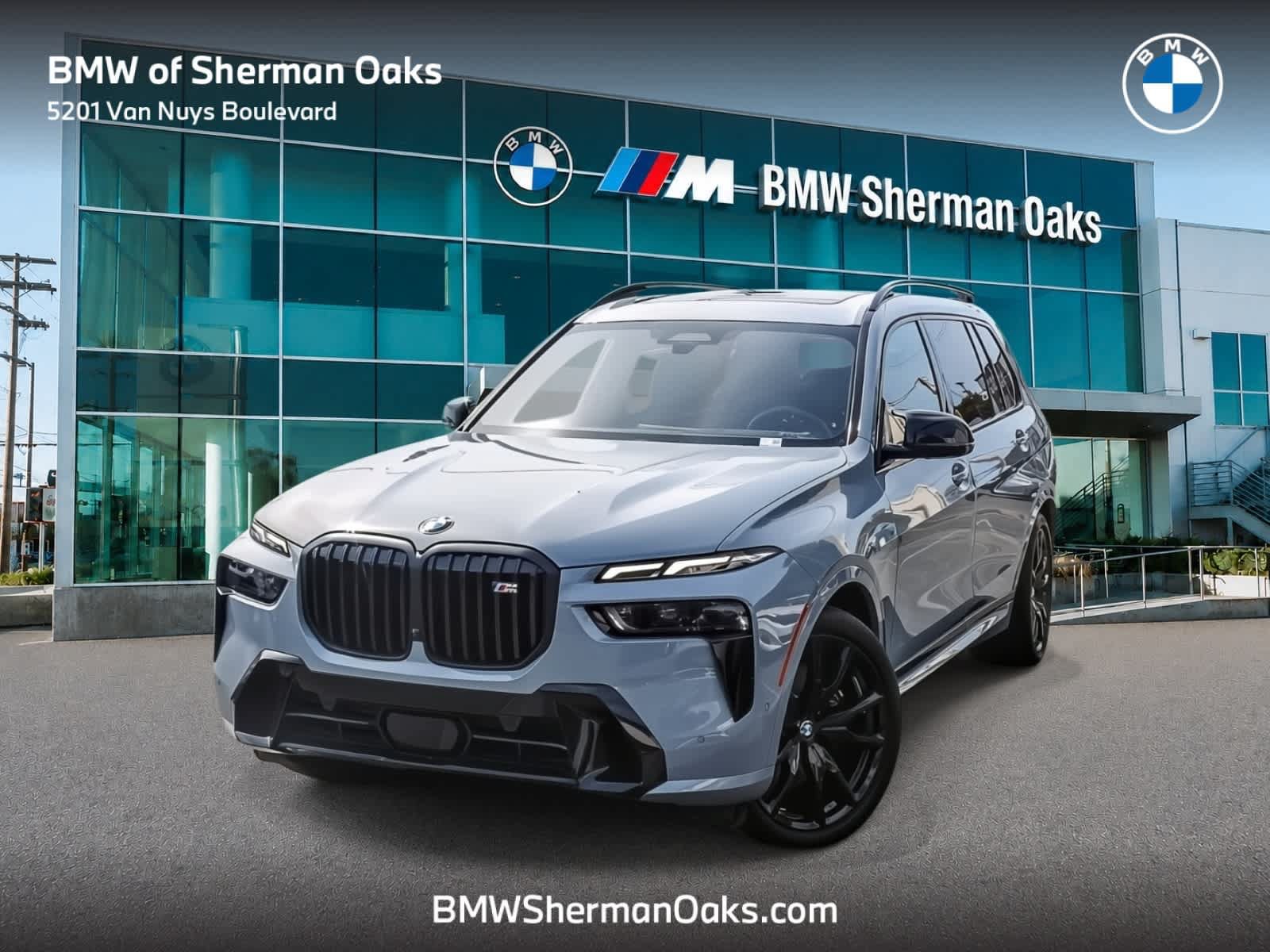 Used 2025 BMW X7 M60i AWD/4WD image 1