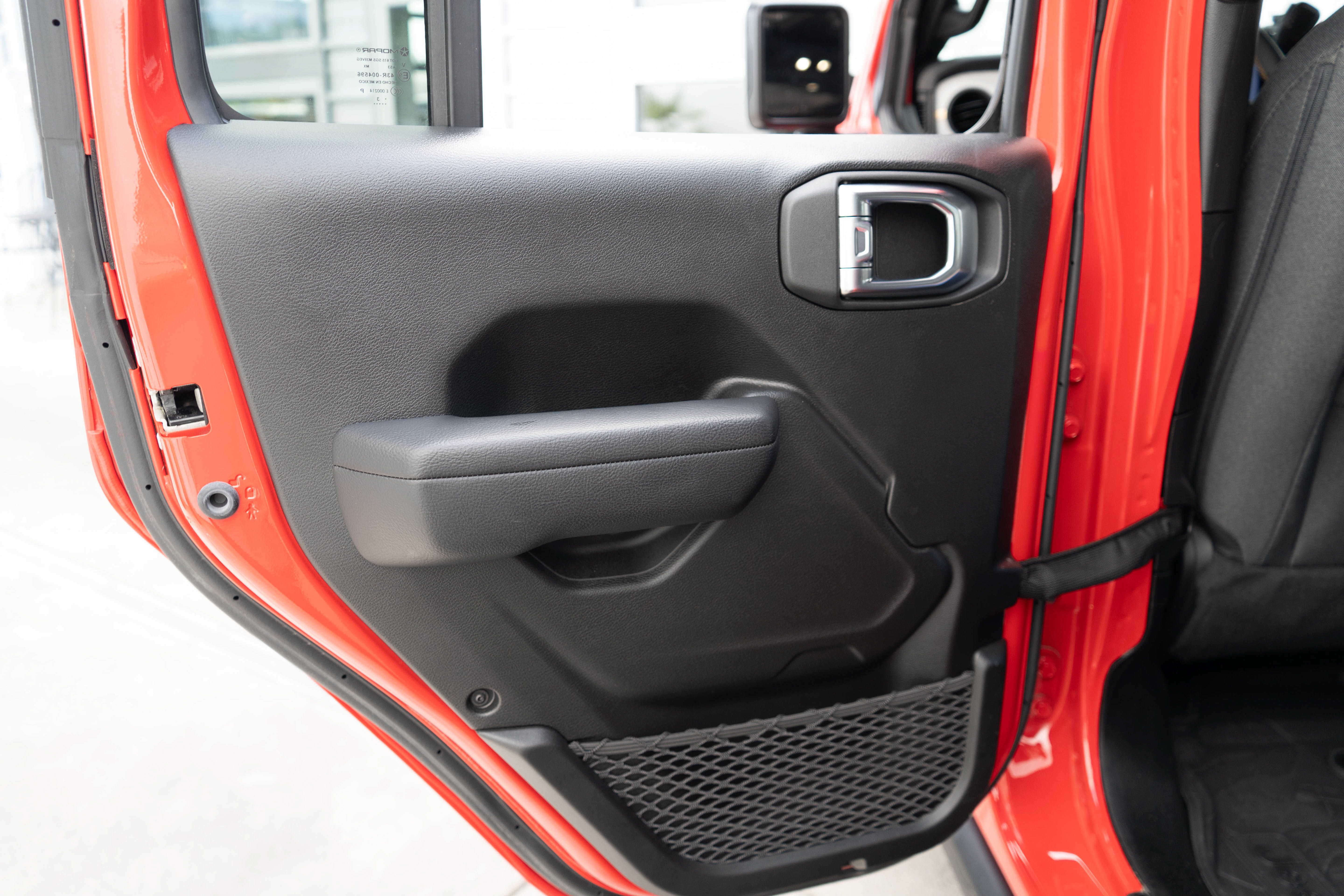 Used 2024 Jeep Wrangler Unlimited AWD/4WD image 27