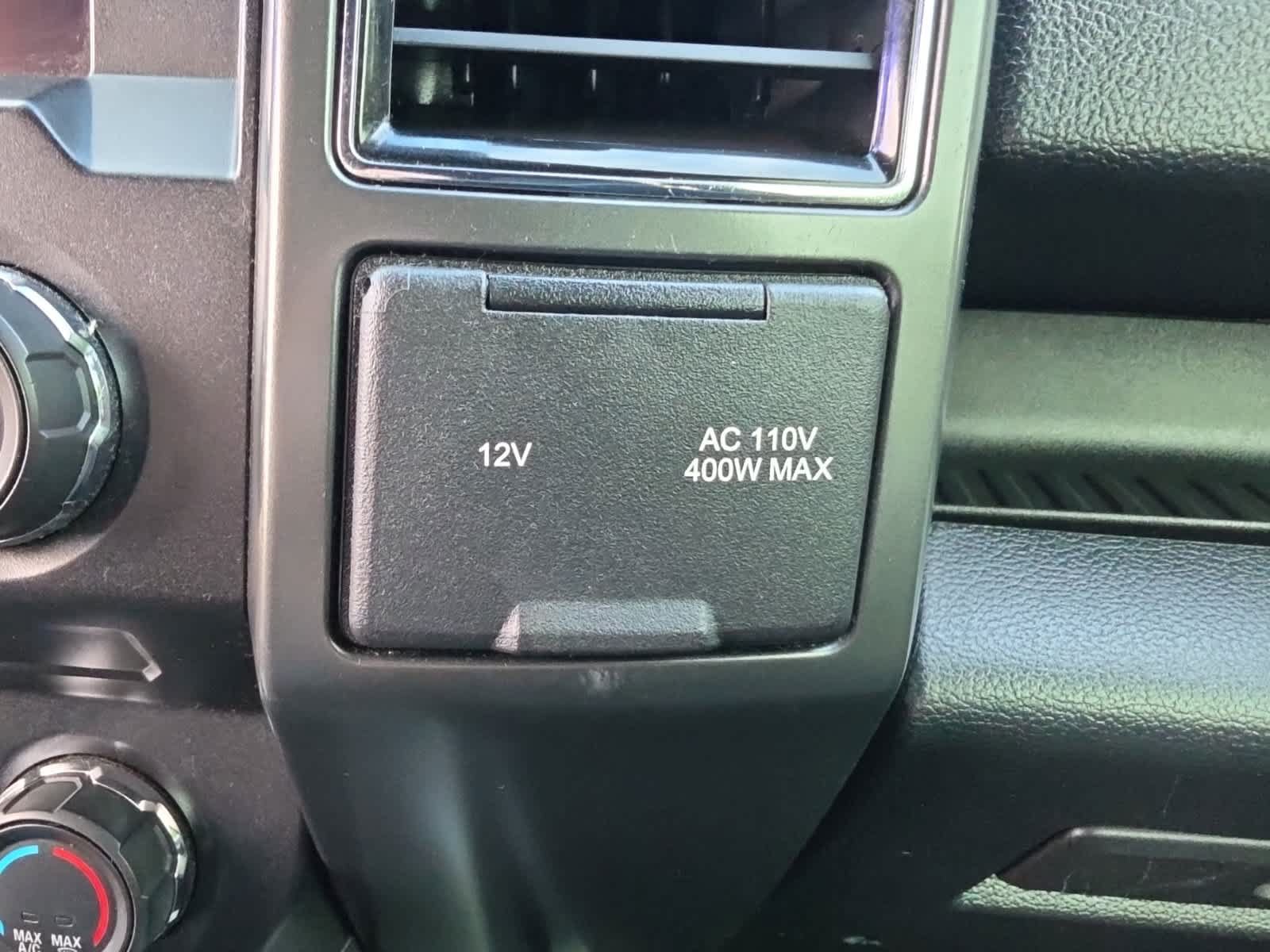 Certified 2018 Ford F150 XLT w/ Equipment Group 302A Luxury AWD/4WD image 29