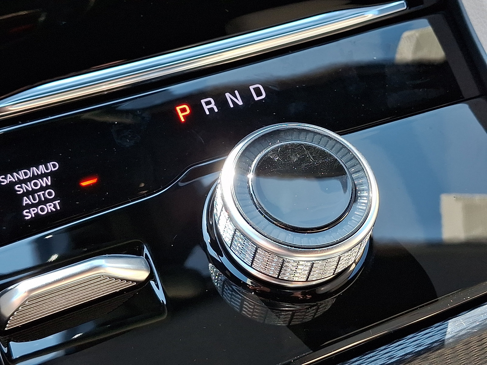 New 2027 Jeep Grand Cherokee Limited AWD/4WD image 10