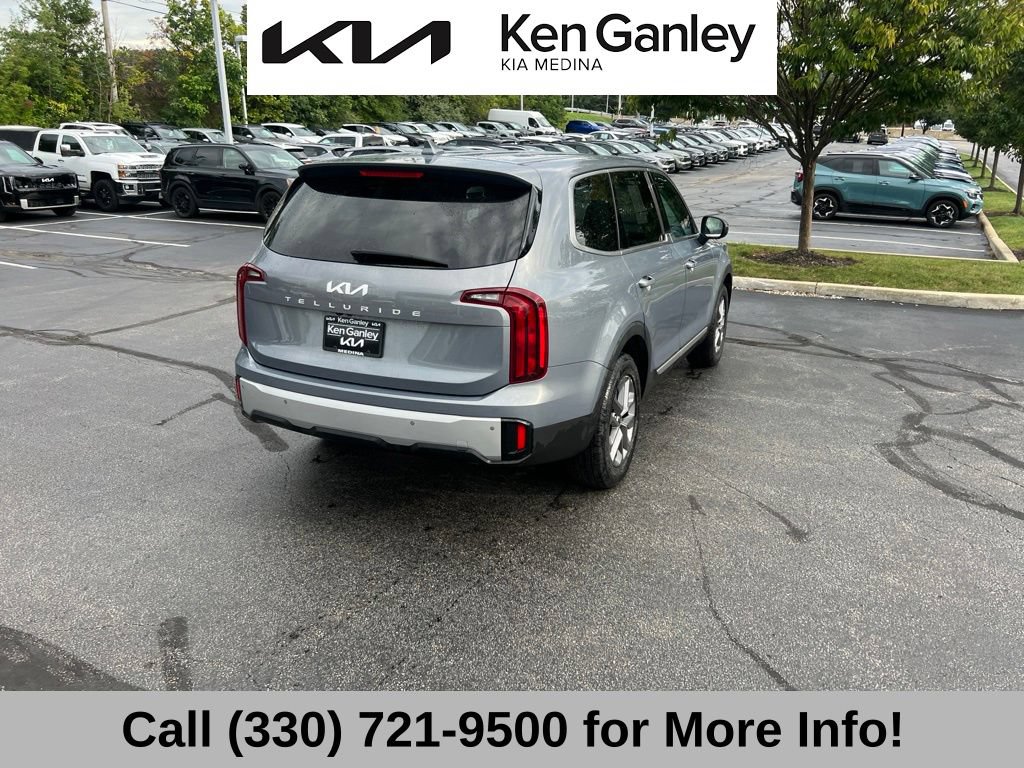 Used 2024 Kia Telluride LX FWD image 11