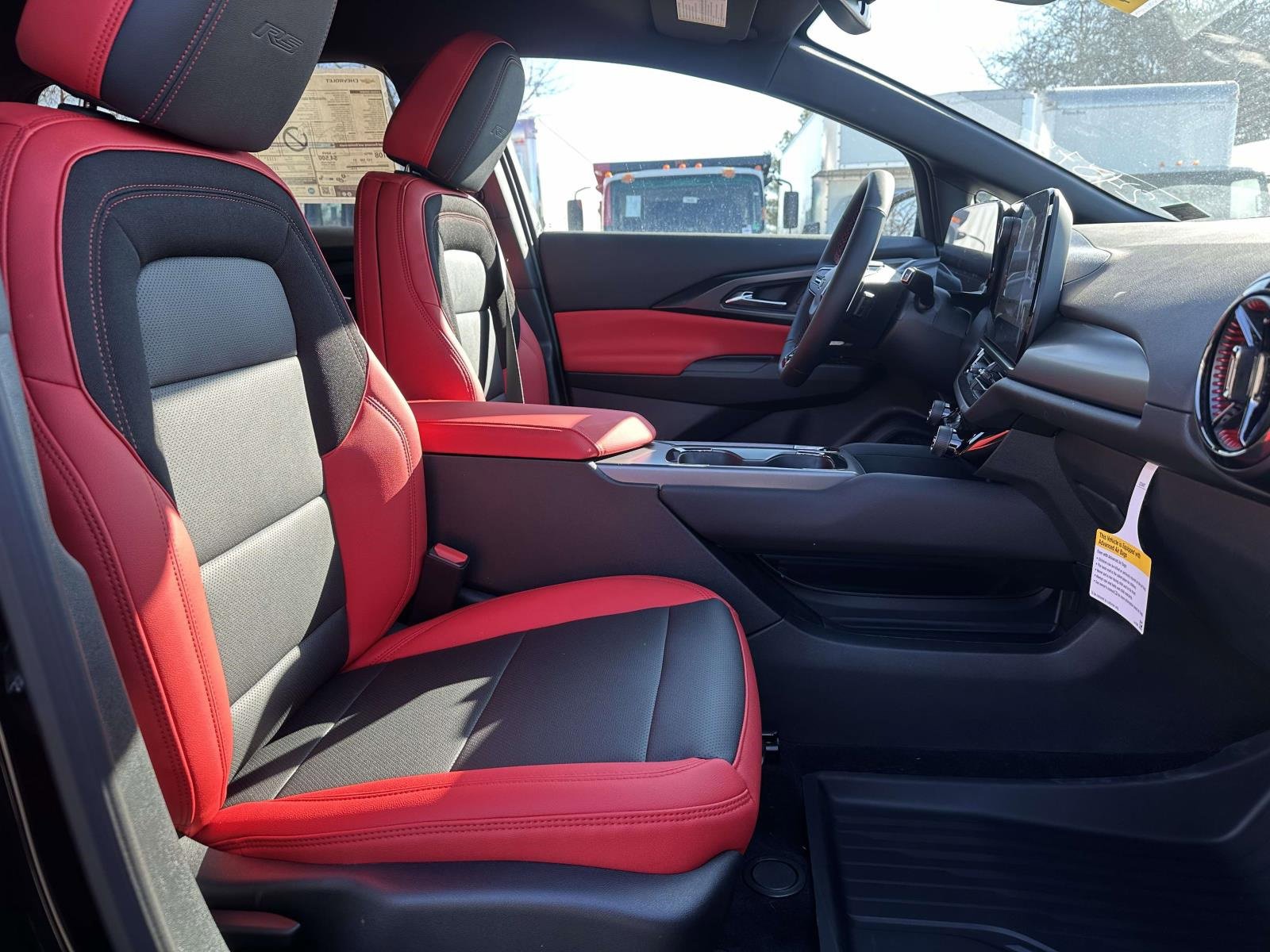 New 2026 Chevrolet Equinox EV RS image 25