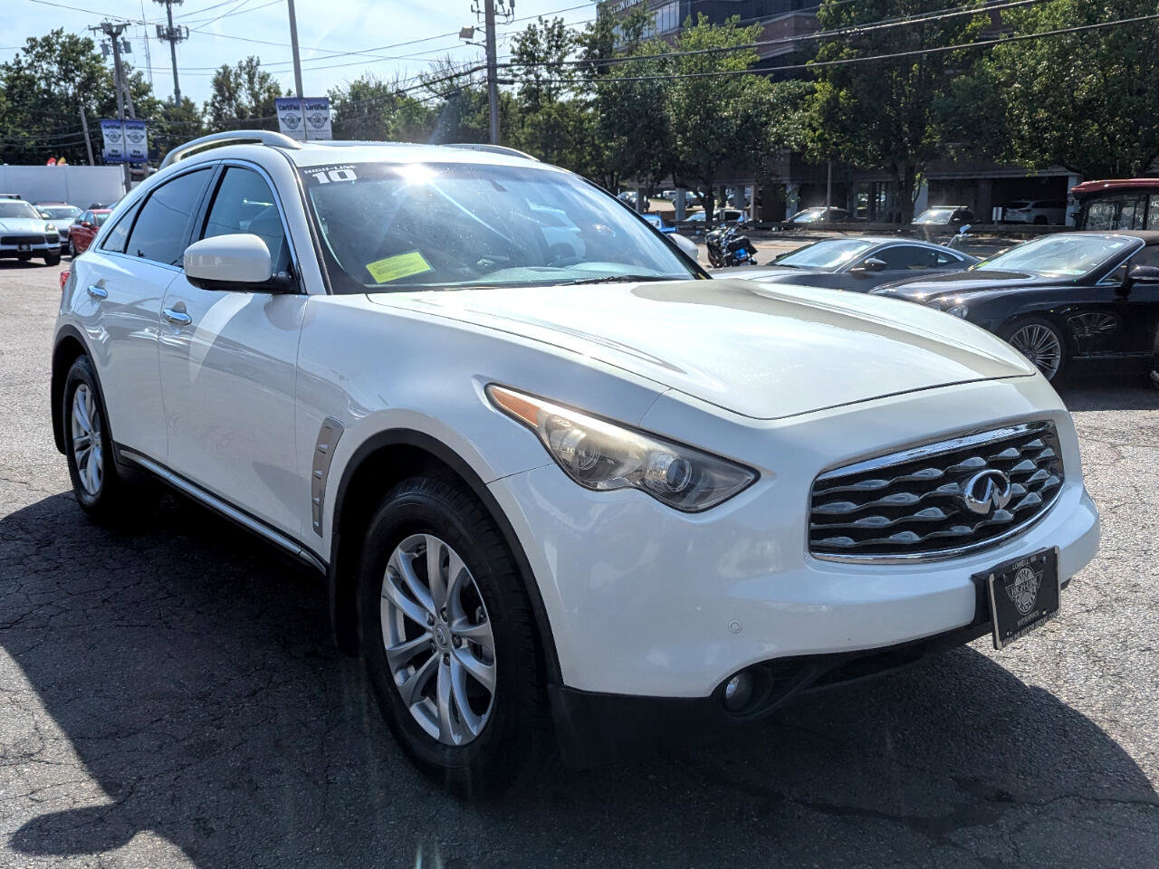 Used 2010 INFINITI FX35 AWD w/ Navigation Pkg image 5