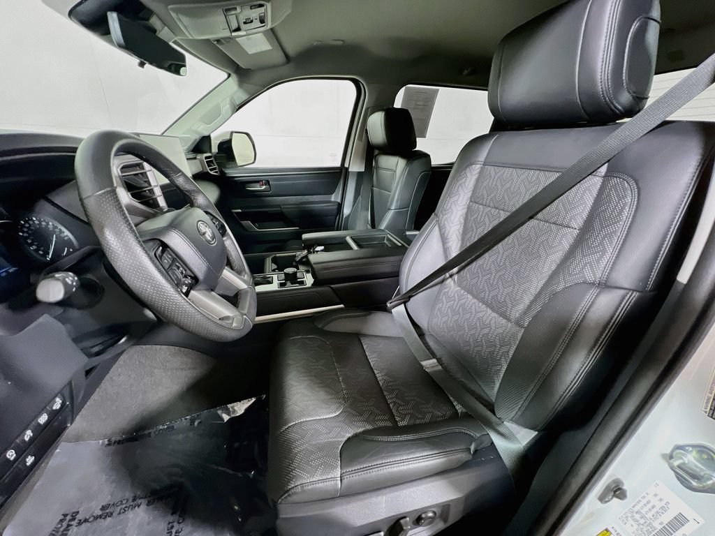Used 2023 Toyota Tundra Limited AWD/4WD image 19