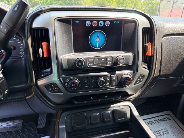 Used 2017 Chevrolet Silverado 2500 LTZ AWD/4WD image 19
