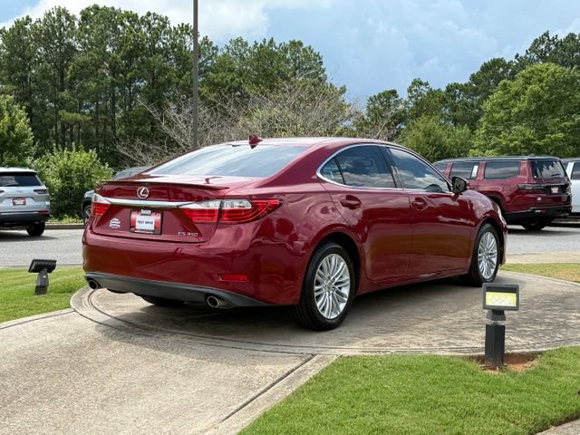 Used 2015 Lexus ES 350 w/ Luxury Package FWD image 7