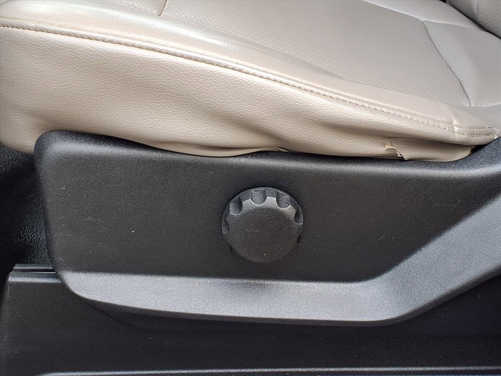 Used 2019 Ford F250 XL w/ Power Equipment Group image 4