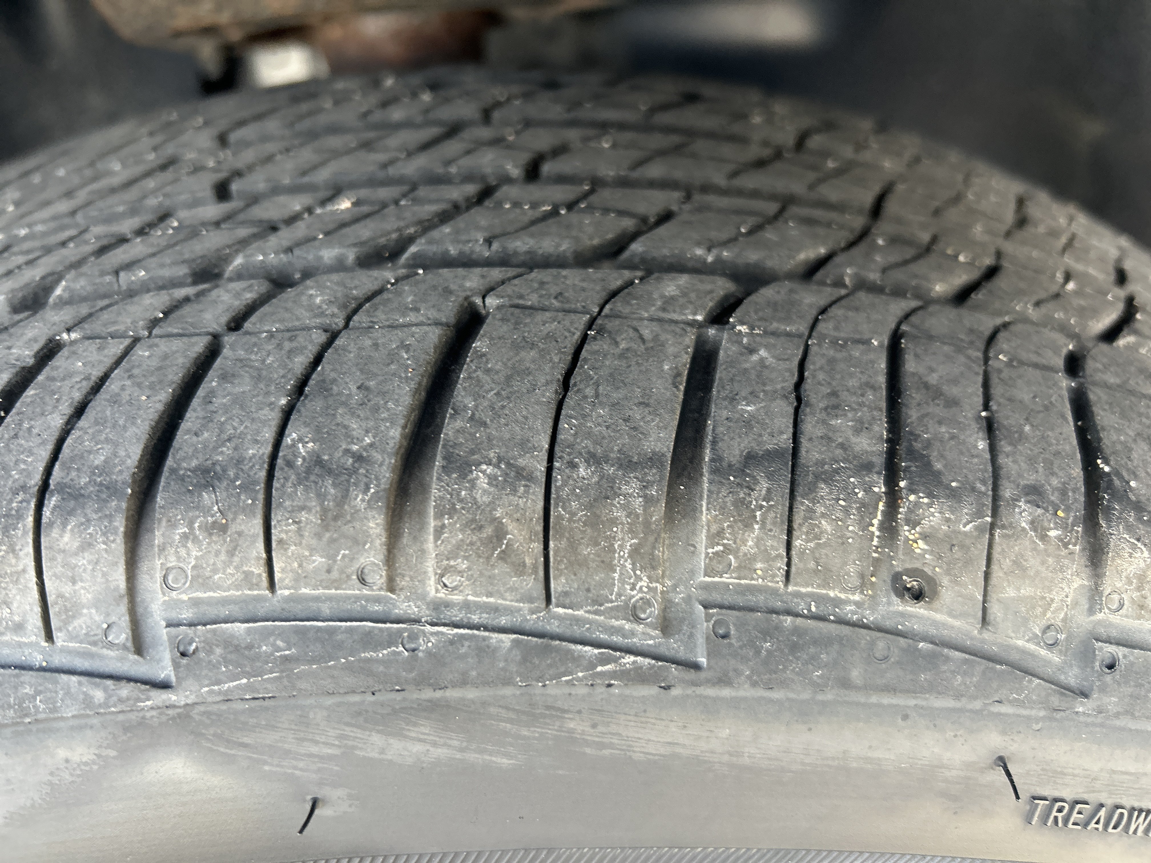Used 2016 Jeep Cherokee Limited AWD/4WD image 30