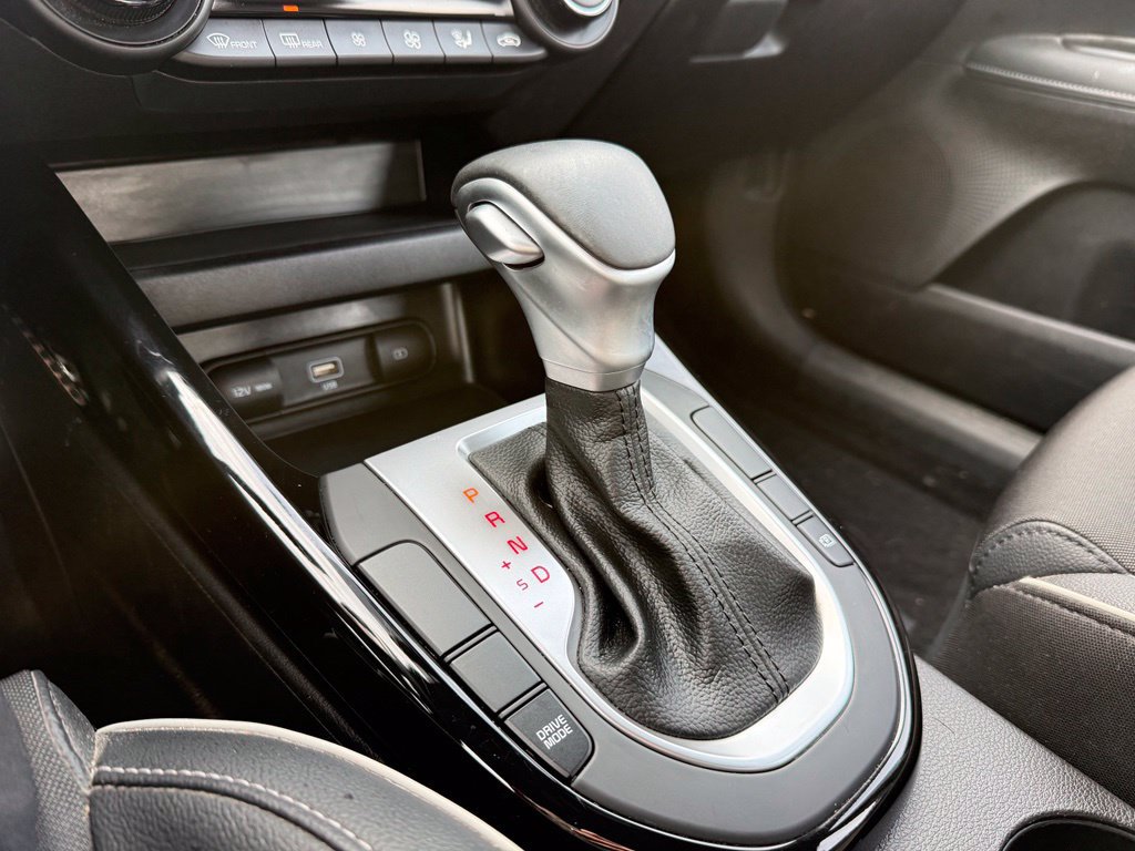Used 2023 Kia Forte GT-Line FWD image 17