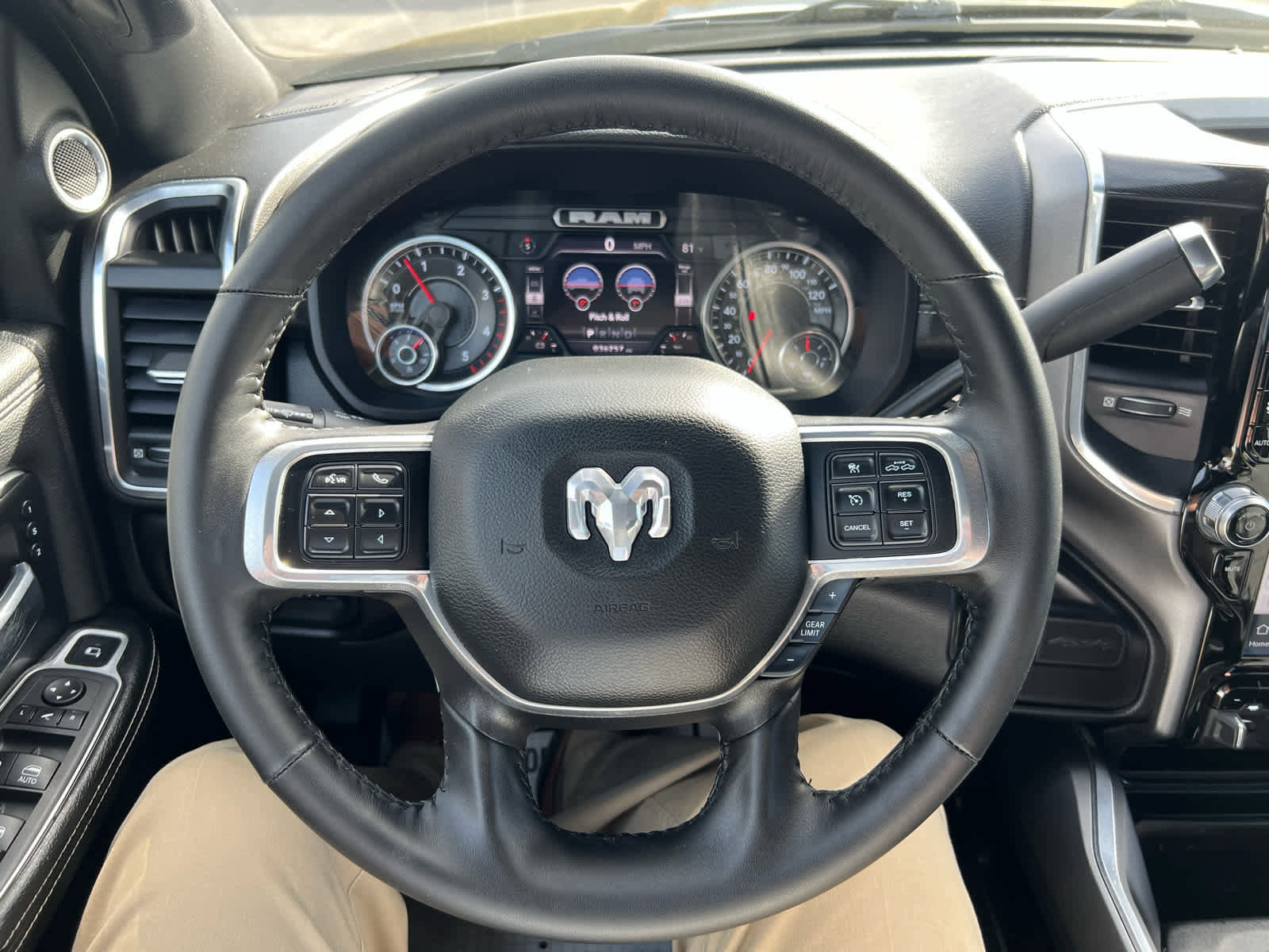 Used 2022 RAM 3500 Laramie image 18