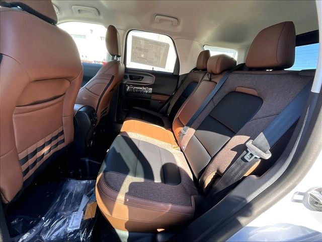 New 2026 Ford Bronco Sport Outer Banks w/ Sasquatch Outer Banks Package AWD/4WD image 26