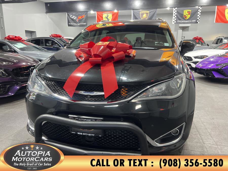 Used 2018 Chrysler Pacifica Touring-L Plus w/ Advanced Safetytec Group