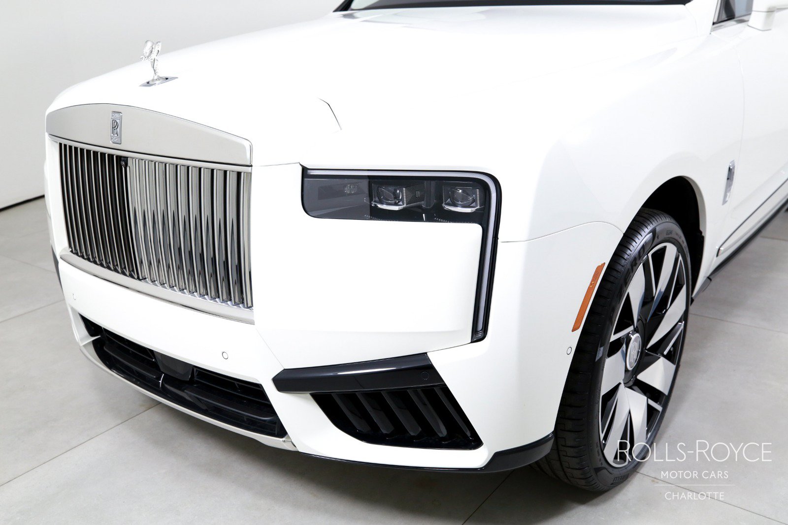 New 2026 Rolls-Royce Cullinan AWD/4WD image 42