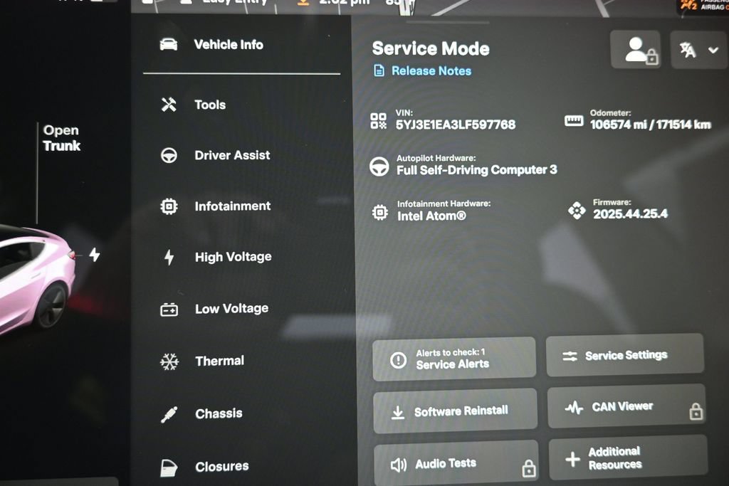 Used 2020 Tesla Model 3 Standard Range Plus RWD image 19