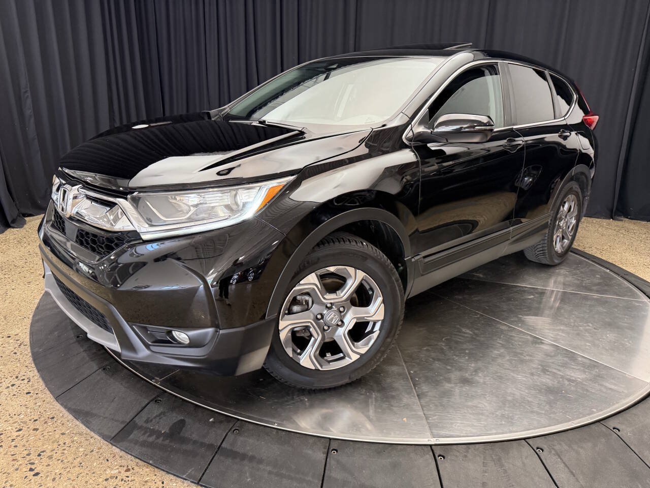 Used 2018 Honda CR-V EX image 2