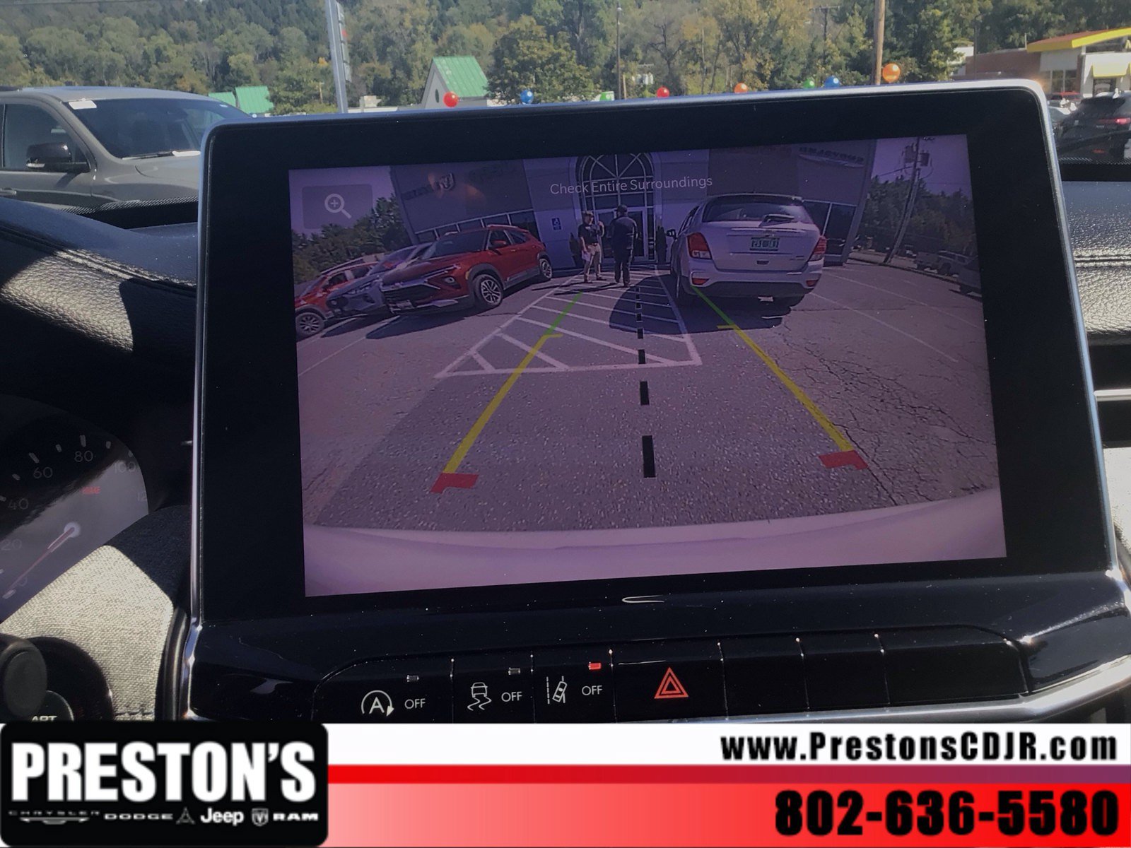 Used 2024 Jeep Compass Latitude AWD/4WD image 20