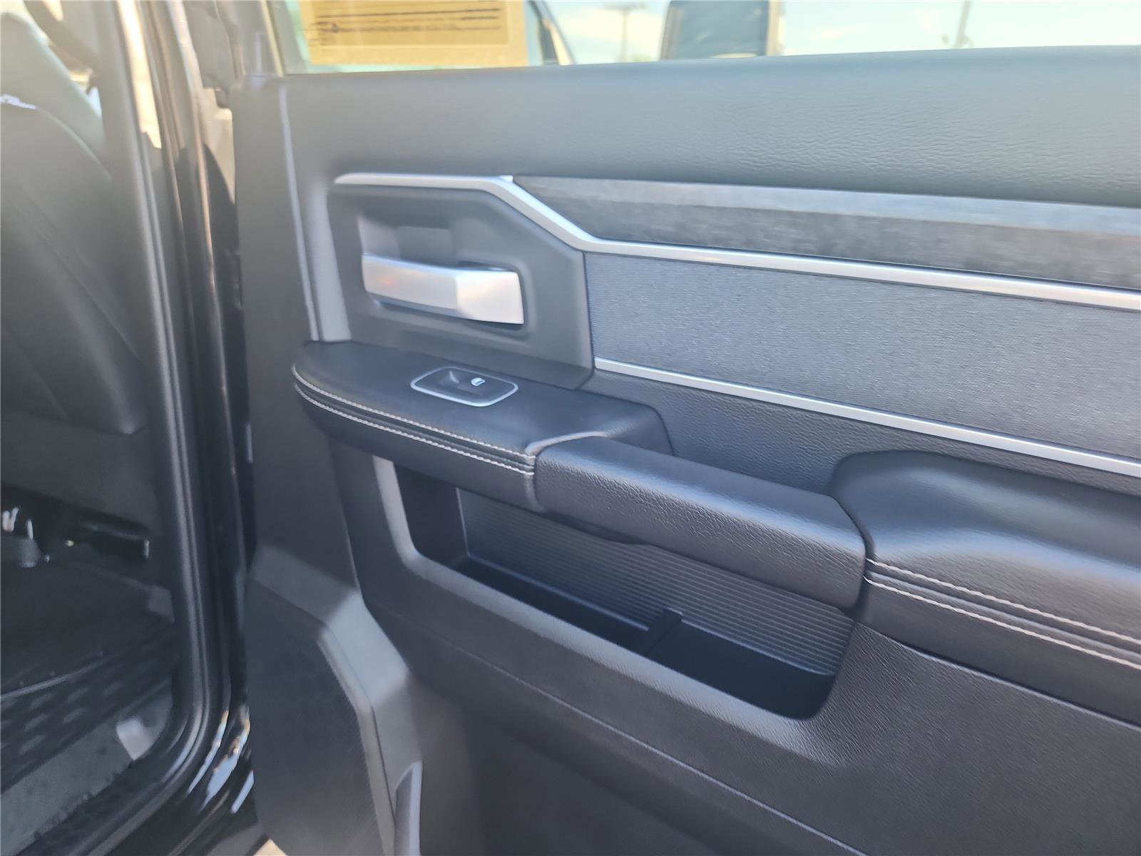 Used 2023 RAM 2500 Big Horn w/ Level B Equipment Group image 31