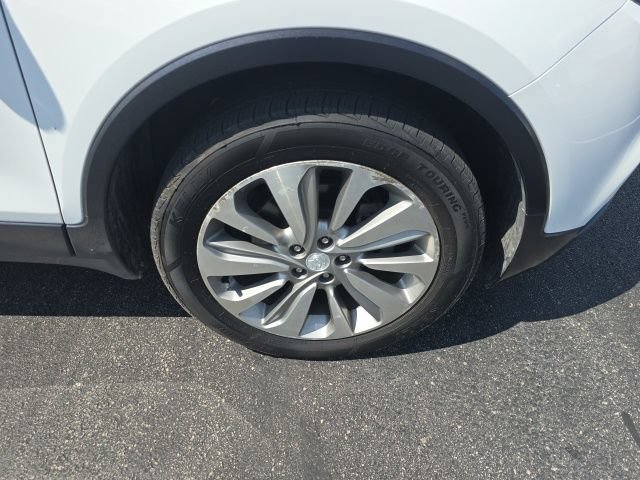 Certified 2018 Buick Encore Preferred FWD image 12