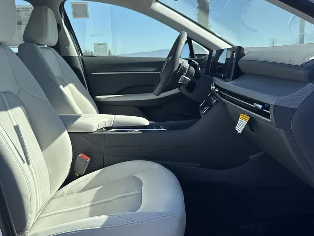 New 2026 Hyundai Sonata SEL FWD image 37