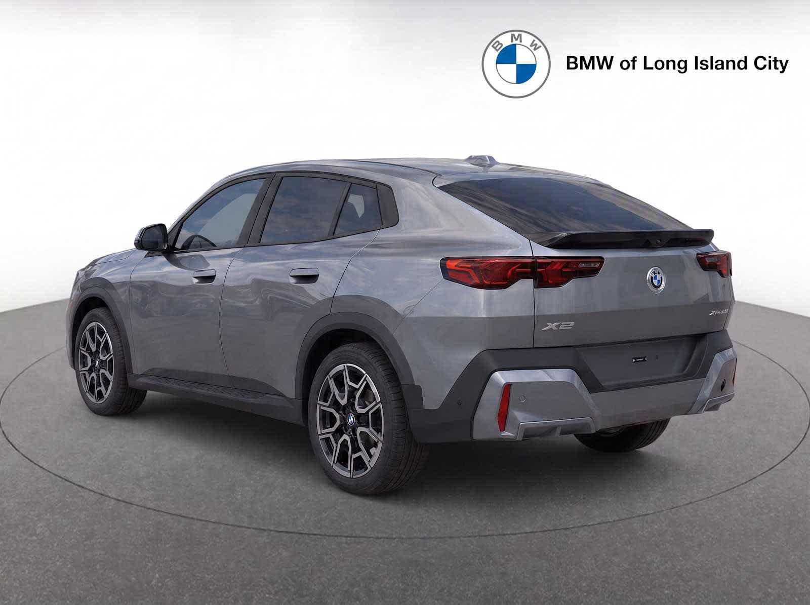 New 2026 BMW X2 xDrive28i w/ Technology Package AWD/4WD image 5