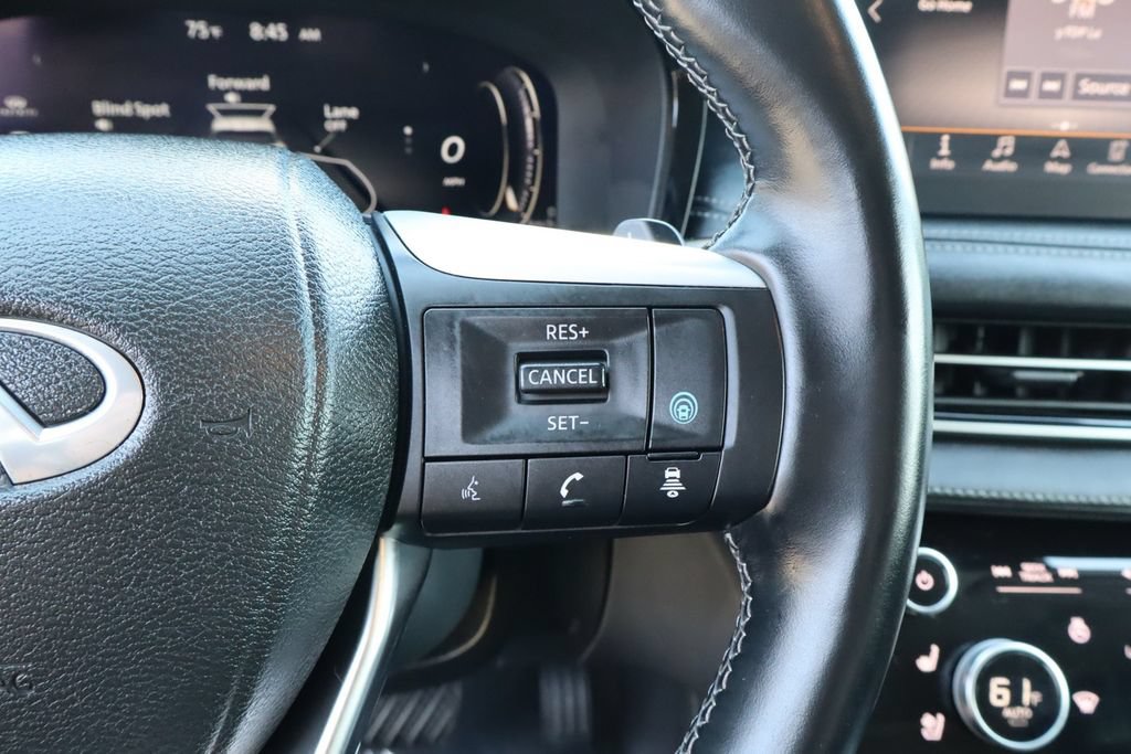 Used 2023 INFINITI QX60 Sensory AWD/4WD image 27