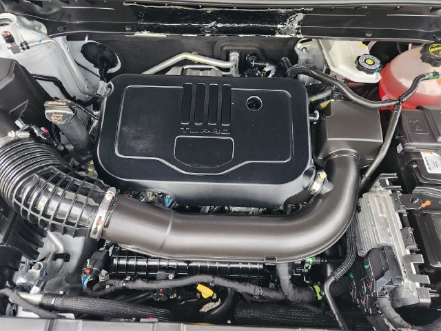 Used 2025 Chevrolet Blazer LT FWD image 26