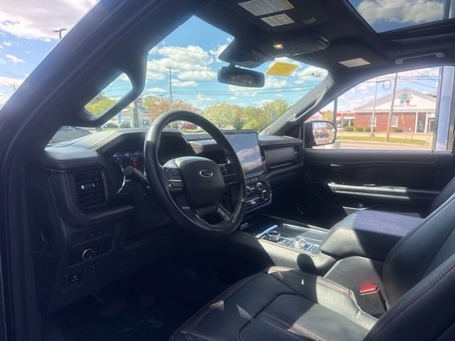Used 2023 Ford Expedition Limited AWD/4WD image 10