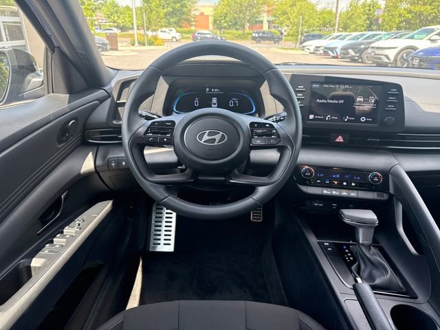 Certified 2026 Hyundai Elantra Sport FWD image 13
