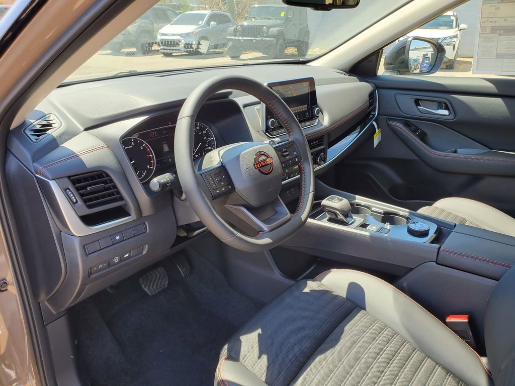 New 2026 Nissan Rogue SV AWD/4WD image 19