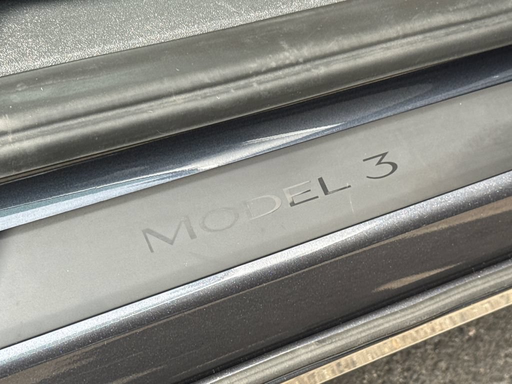 Used 2023 Tesla Model 3 Long Range AWD/4WD image 17