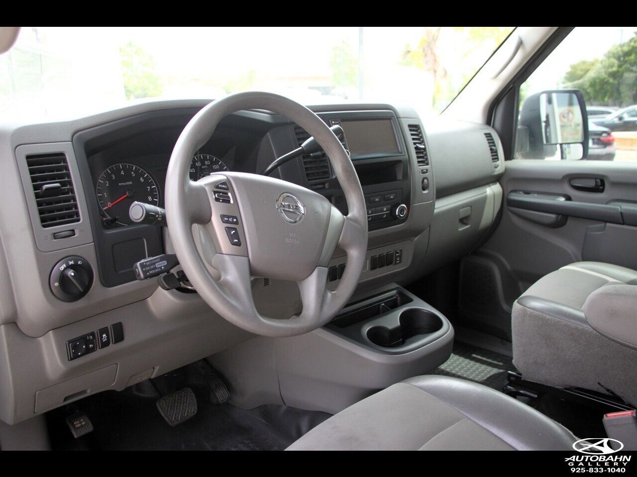Used 2020 Nissan NV 2500 S RWD image 28