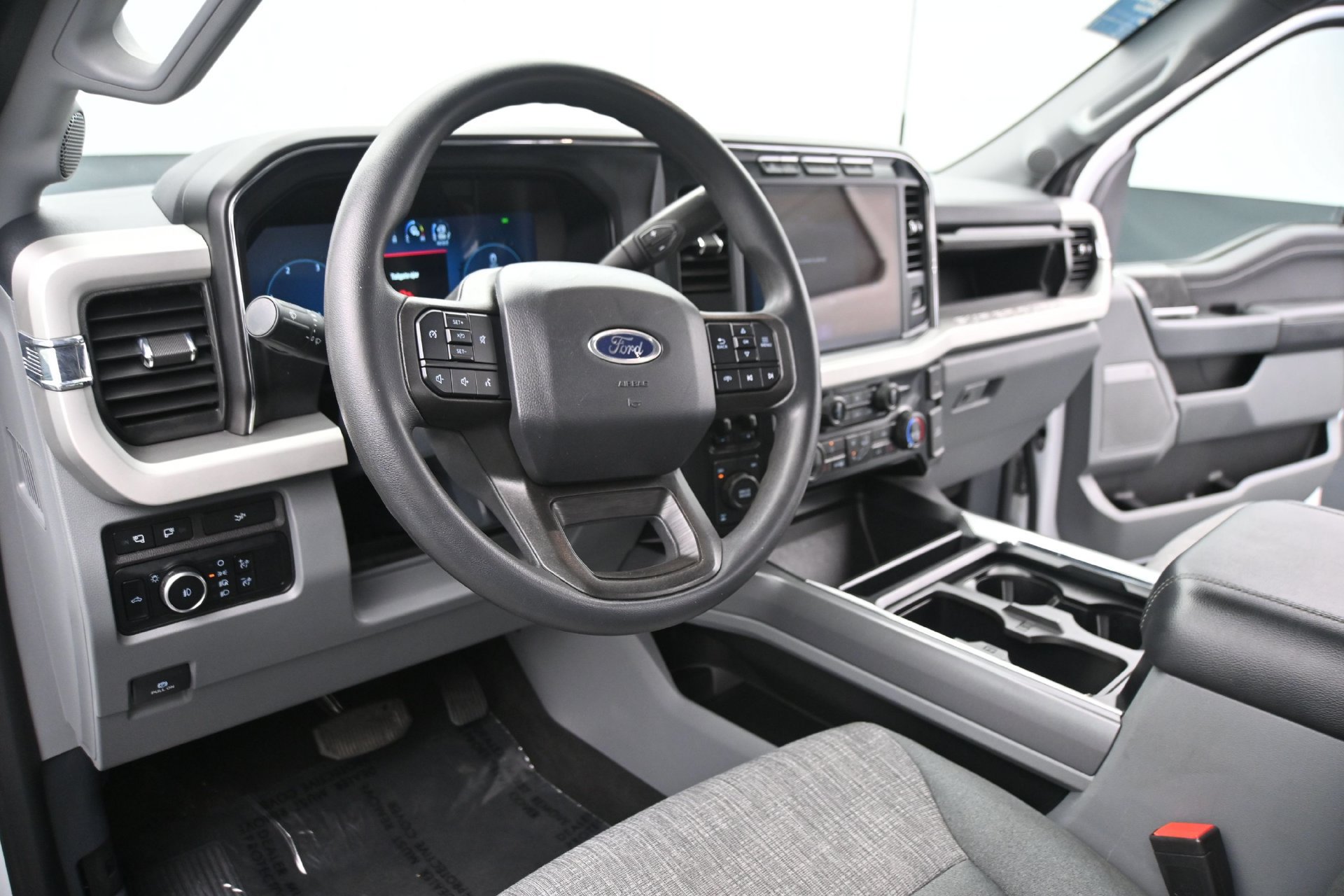 Used 2024 Ford F250 XLT w/ XLT Premium Package AWD/4WD image 21