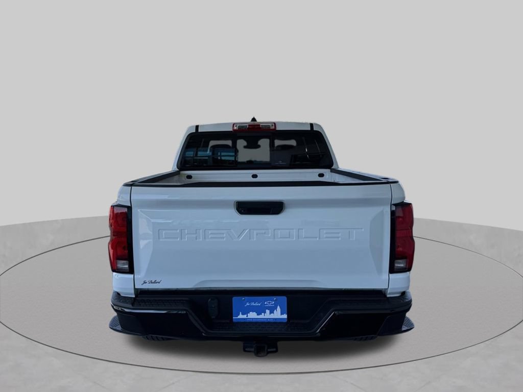 Used 2023 Chevrolet Colorado Z71 AWD/4WD image 8