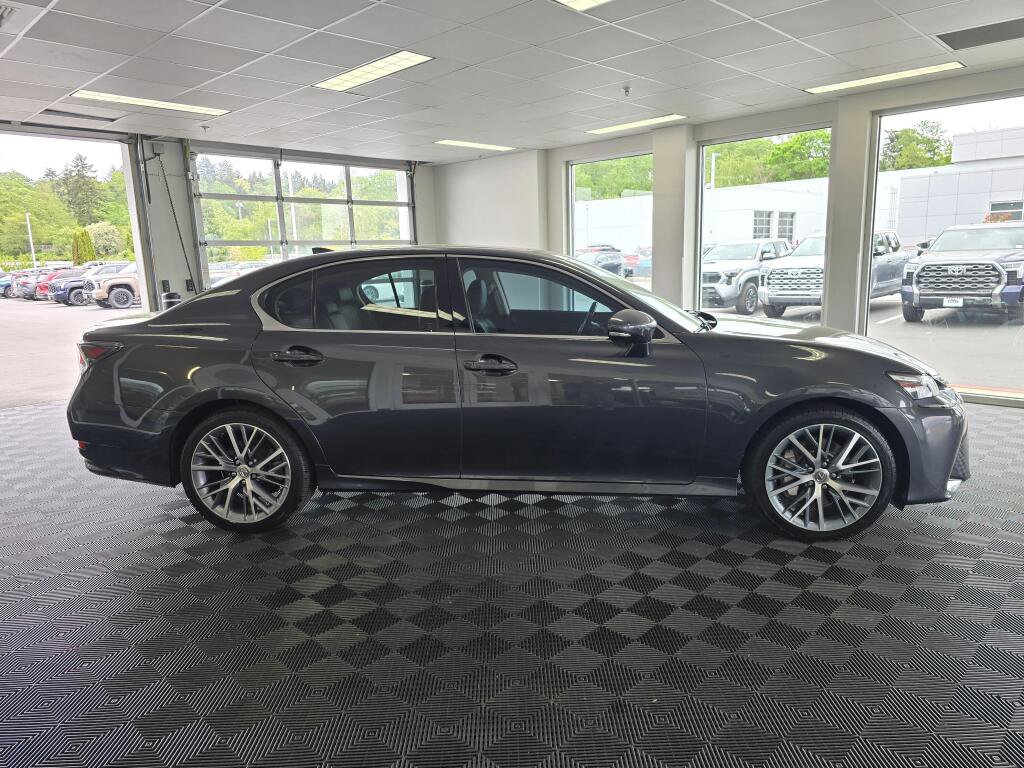 Used 2018 Lexus GS 350 AWD w/ Premium Package image 2
